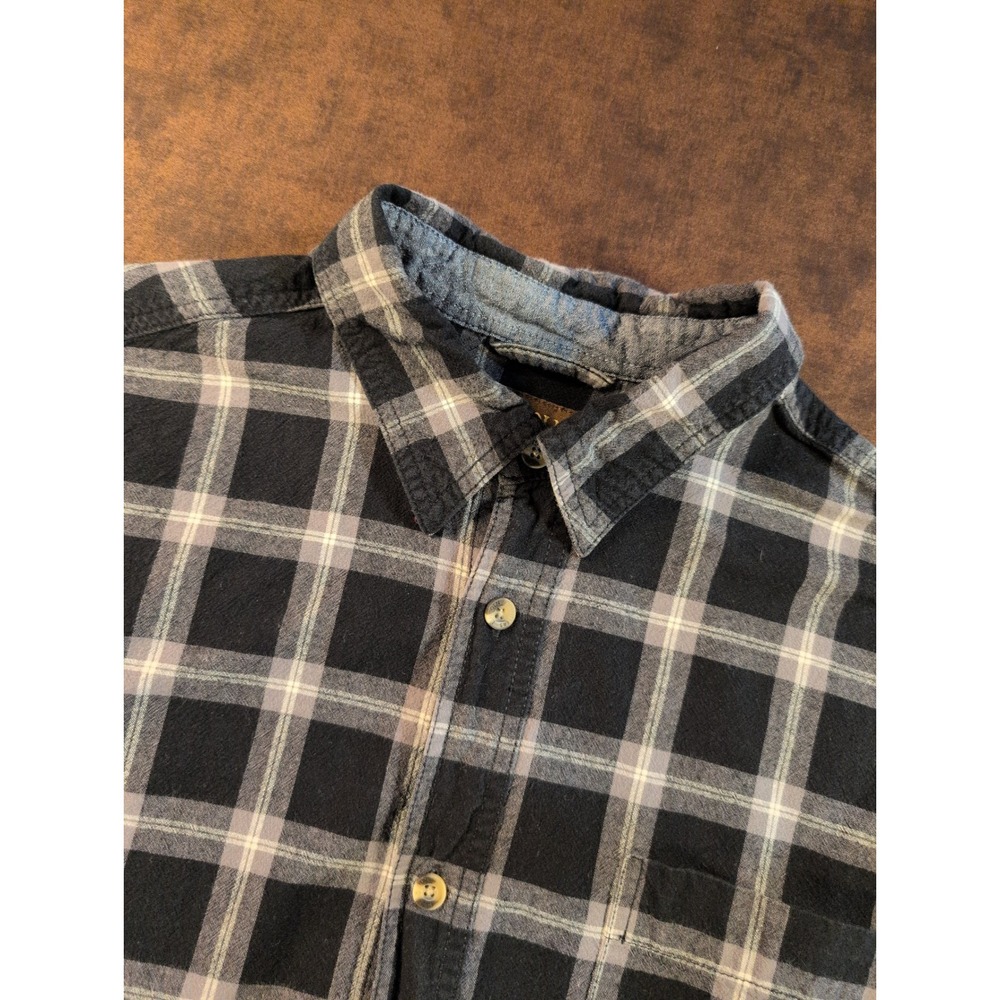 Lincoln Outfitters Mens XL Casual Dress Shirt Black Grey White Plaid Button Down